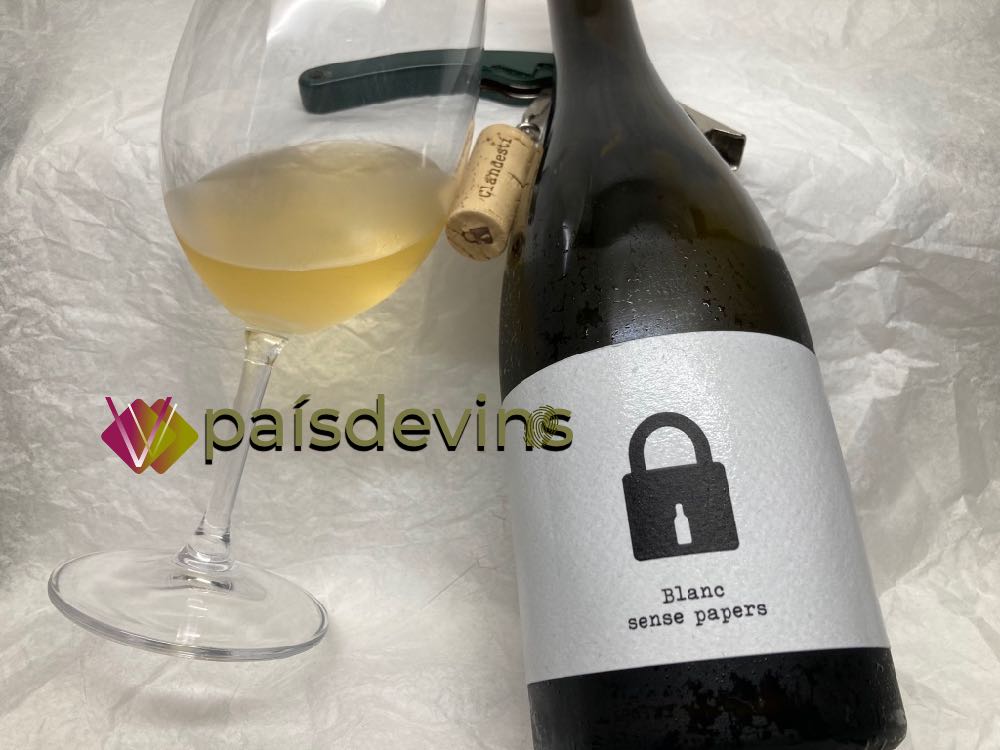 Clandestina Blanc Sense papers