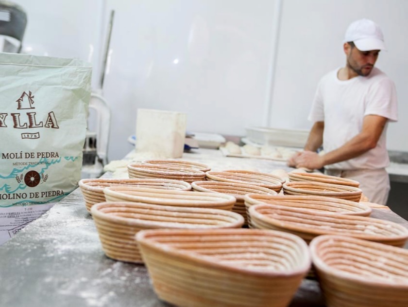 Farines Ylla molí de pedra Vic