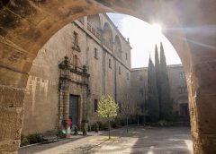 Monestir-arcada-El Miracle-Solsona