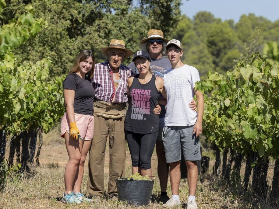 Carlania-Celler Família