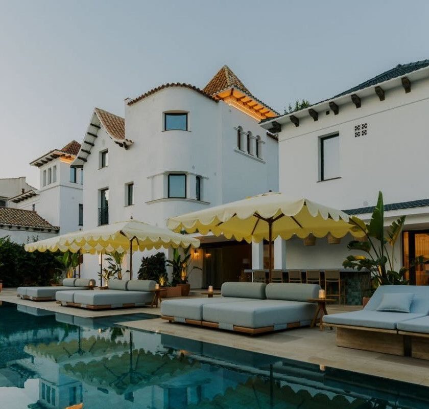 hotel de casa METT a Sitges